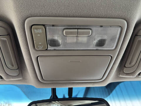 2004 Toyota Avalon XLS