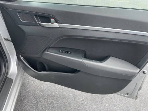 2020 Hyundai Elantra