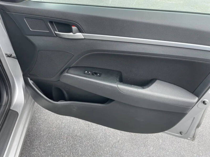 2020 Hyundai Elantra