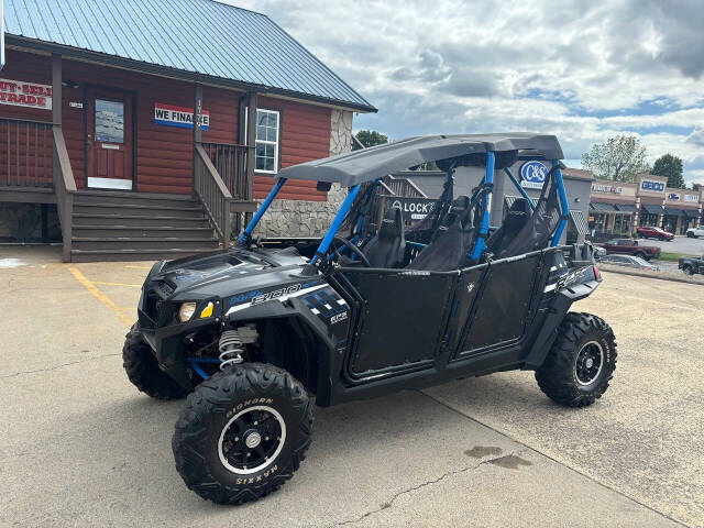 Polaris RZR 4 800 EPS LE Image