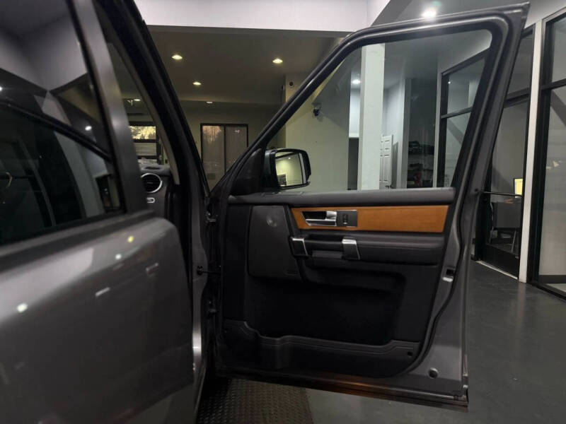 2015 Land Rover LR4