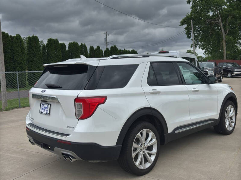 2024 Ford Explorer Platinum