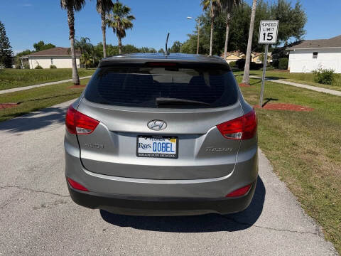 2011 Hyundai Tucson GL
