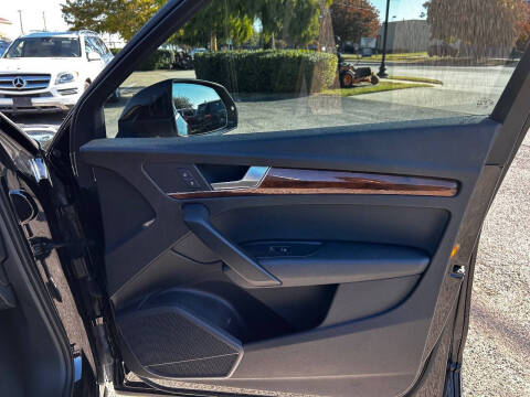 2018 Audi Q5 2.0T quattro Premium Plus