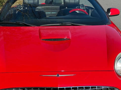 2004 Ford Thunderbird Deluxe