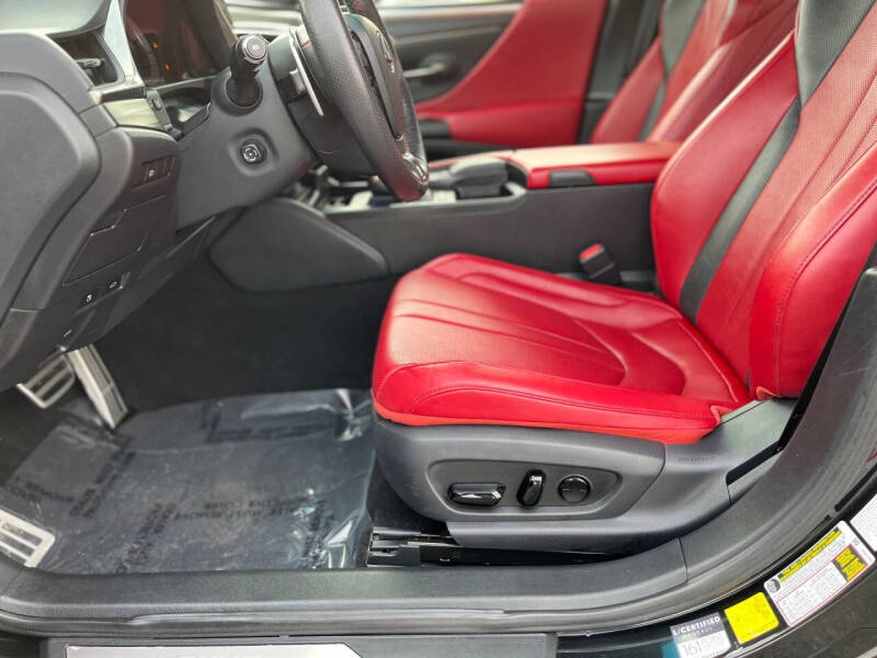 2019 Lexus ES 350 F SPORT