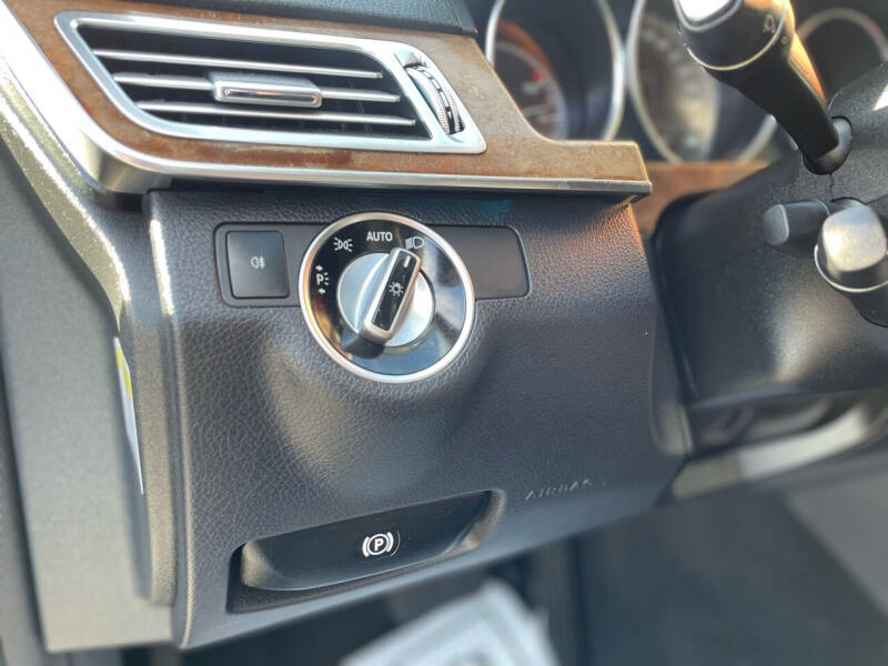 2014 Mercedes-Benz E-Class E 250 BlueTEC Luxury 4MATIC