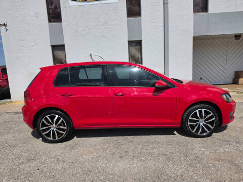 2016 Volkswagen Golf TSI SE