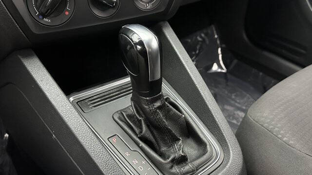 2015 Volkswagen Jetta