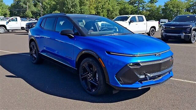 2025 Chevrolet Equinox EV RS