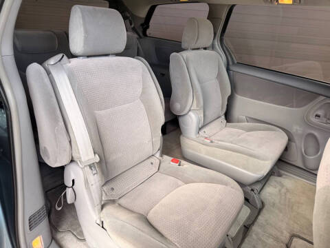2006 Toyota Sienna