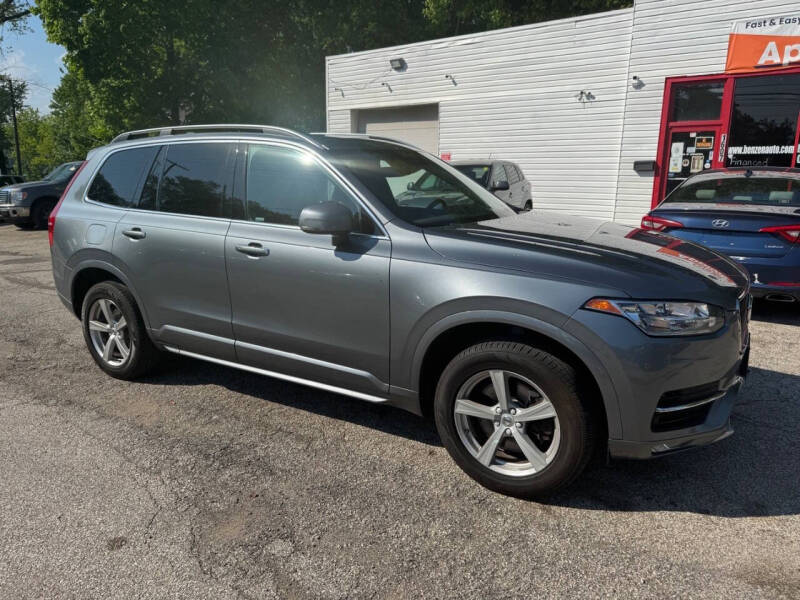 2016 Volvo XC90 T5 Momentum