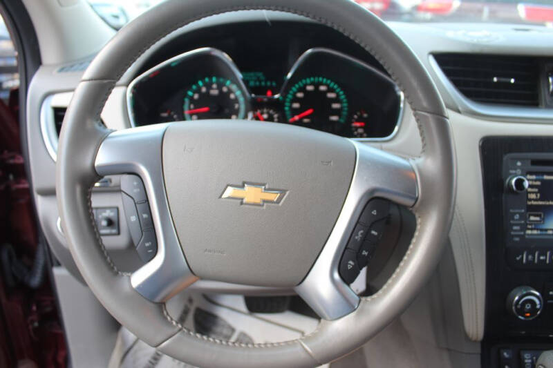 2017 Chevrolet Traverse LT