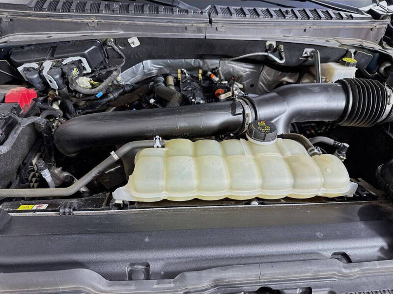 2023 Ford Expedition MAX XLT