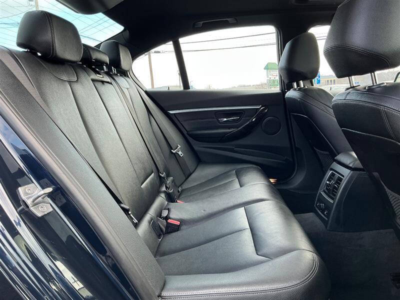 2017 BMW 3 Series 330i xDrive