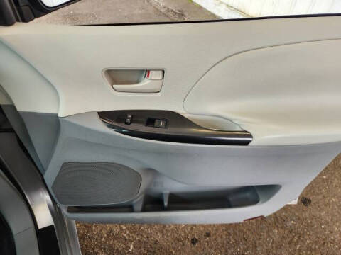2011 Toyota Sienna