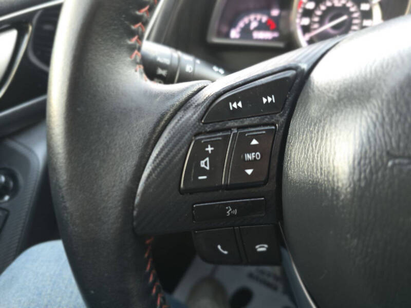 2016 Mazda MAZDA3 i Grand Touring