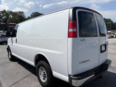2020 Chevrolet Express 2500