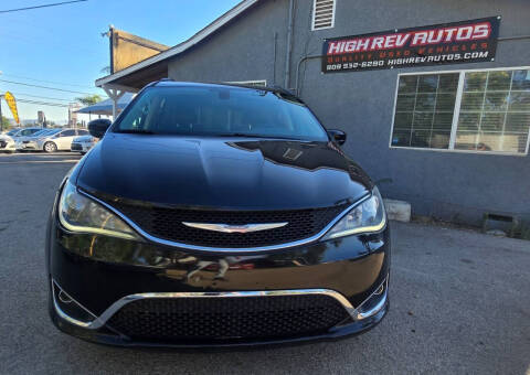 2017 Chrysler Pacifica Touring Plus