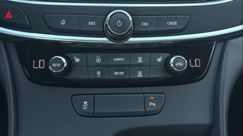2017 Buick LaCrosse Essence