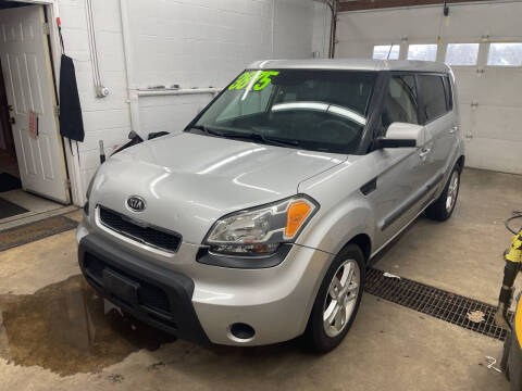 2011 Kia Soul +