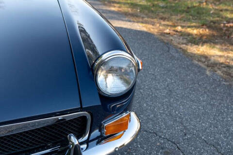 1973 MG B