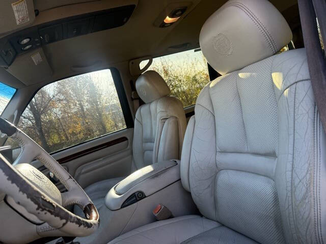 2000 Cadillac Escalade