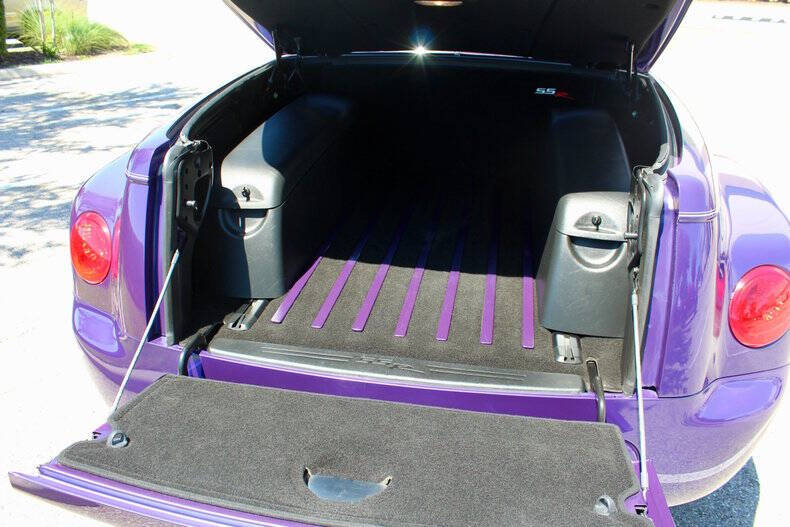 2004 Chevrolet SSR LS