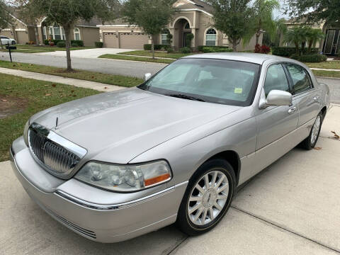 2007 Lincoln Town Car for sale at New Tampa Auto in Tampa FL