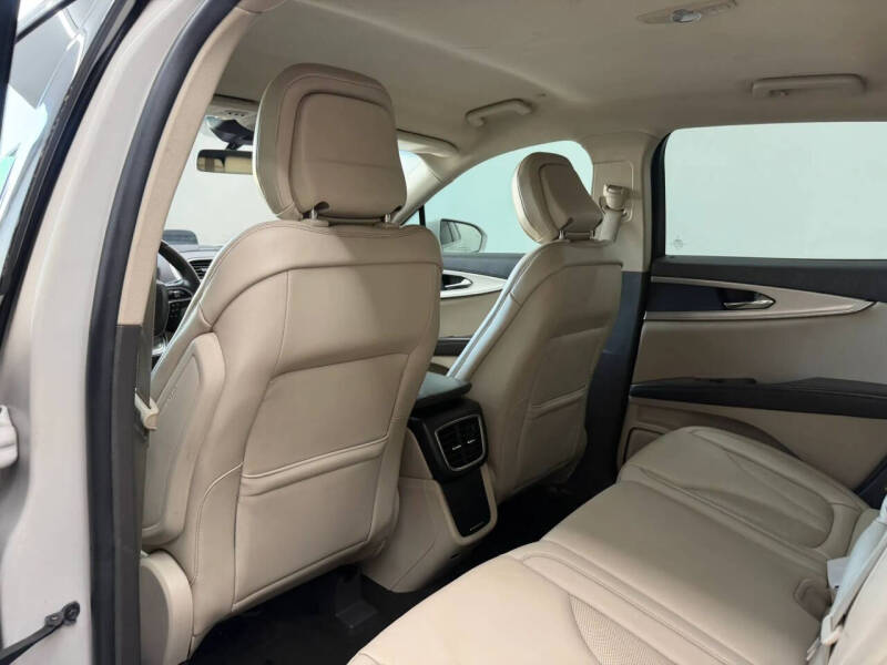 2020 Lincoln Nautilus Standard