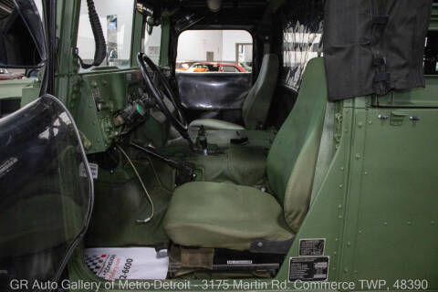 2001 AM General Hummer