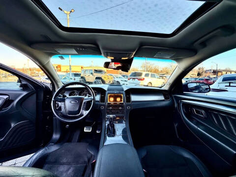 2012 Ford Taurus SHO