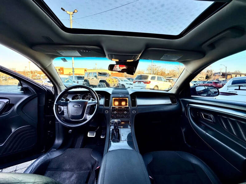 2012 Ford Taurus SHO