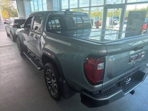 2025 GMC Canyon Denali