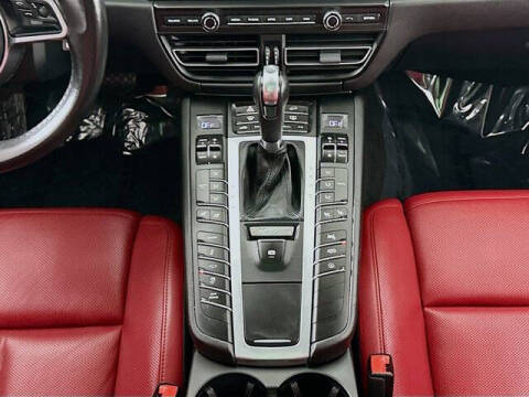 2021 Porsche Macan GTS