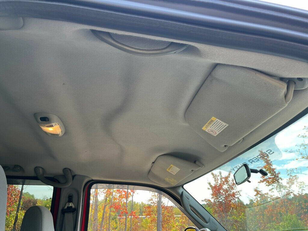 2003 Ford F-350 Super Duty 32