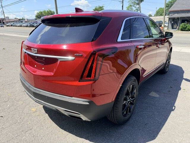 2022 Cadillac XT5 Premium Luxury