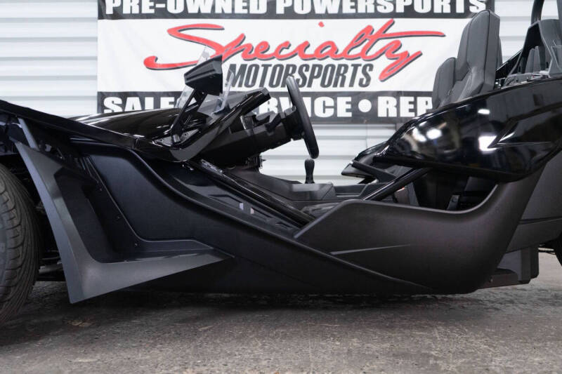 2023 Polaris Slingshot R