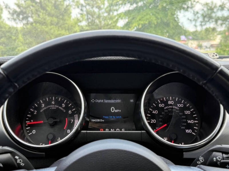 2020 Ford Mustang EcoBoost Premium