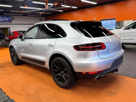 2015 Porsche Macan S