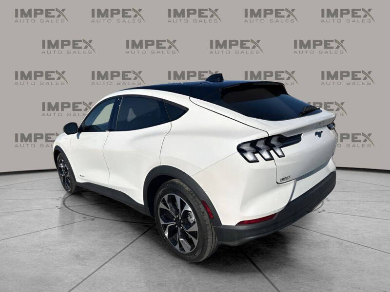 2025 Ford Mustang Mach-E Select