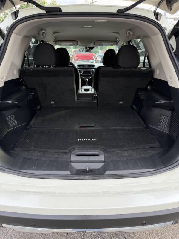 2019 Nissan Rogue SV