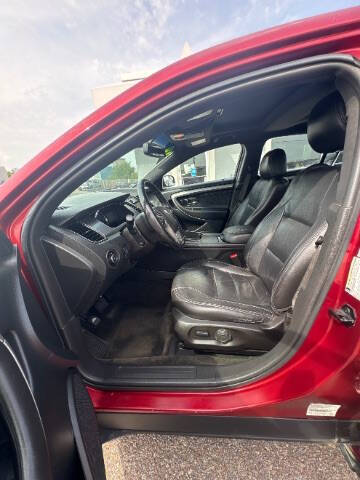 2015 Ford Taurus SEL