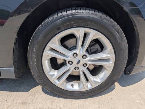 2014 Ford Taurus SEL