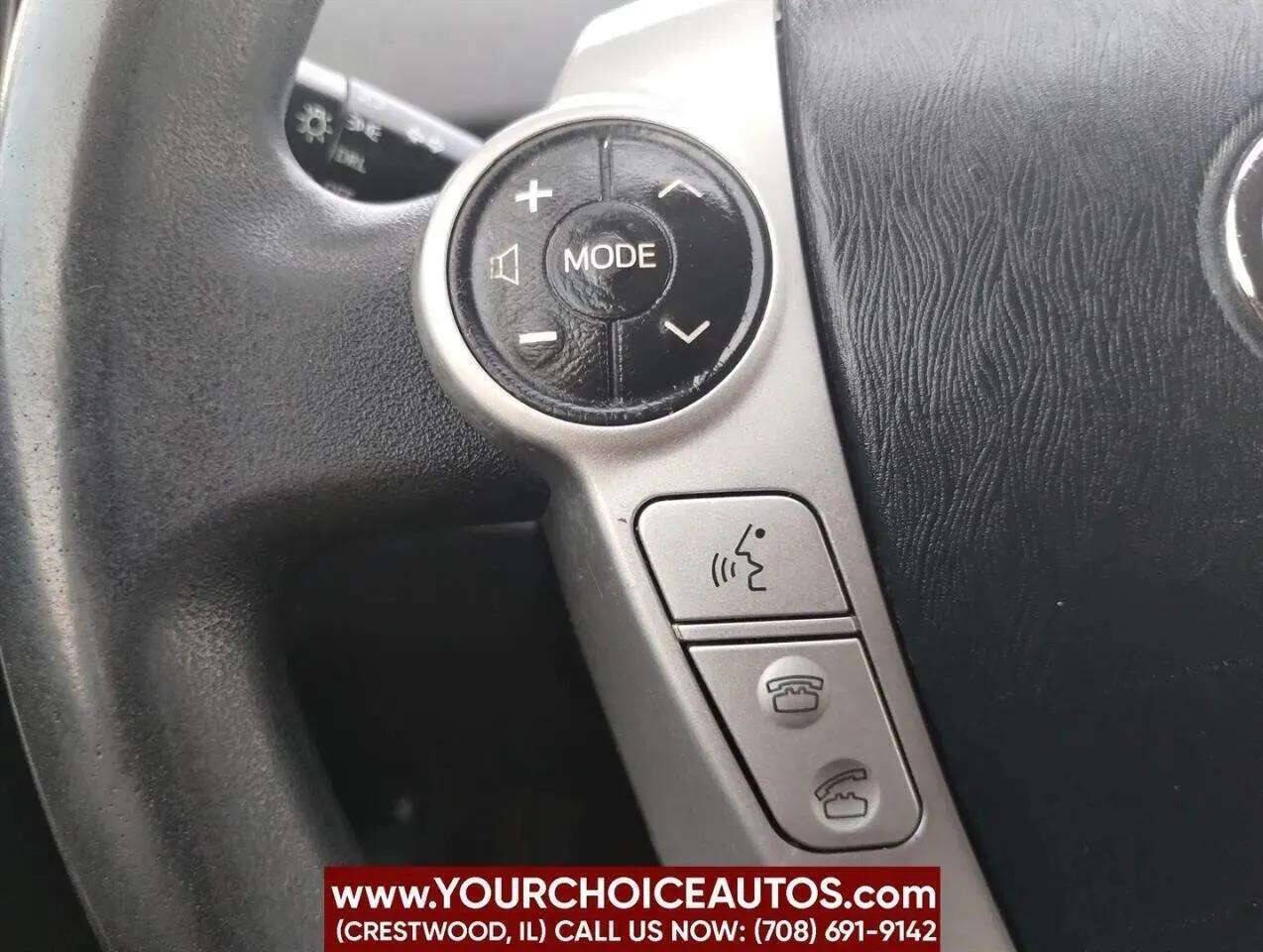 ToyotaPrius Plug-in Hybrid17