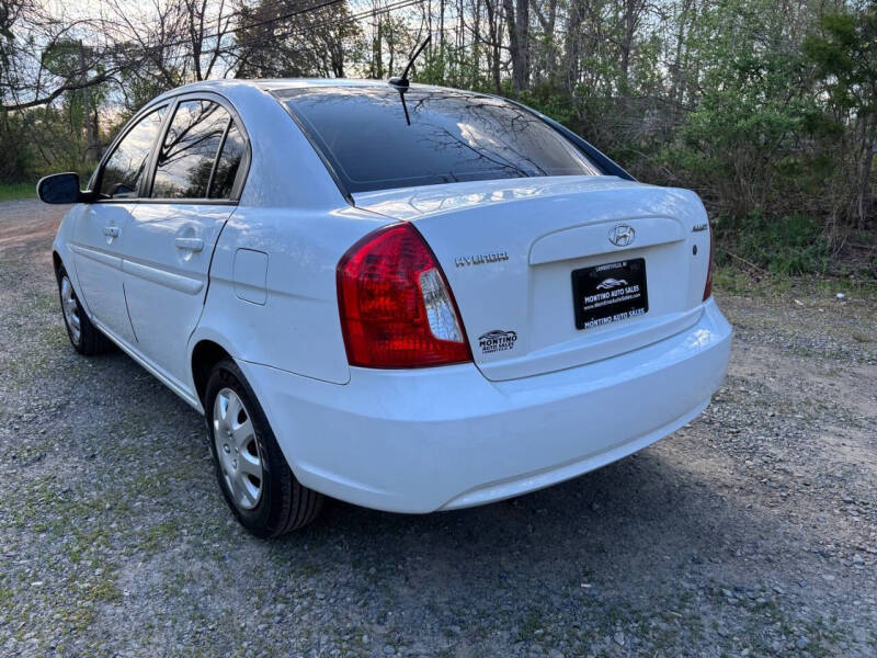 2010 Hyundai Accent GLS