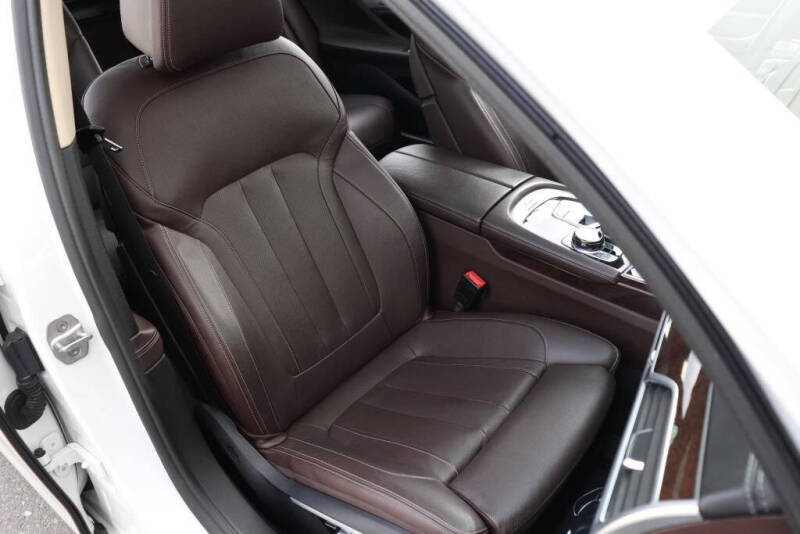 2016 BMW 7 Series 740i