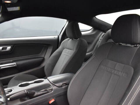 2022 Ford Mustang EcoBoost