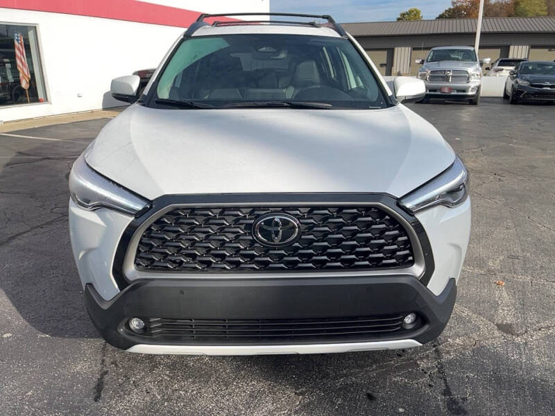 2024 Toyota Corolla Cross XLE