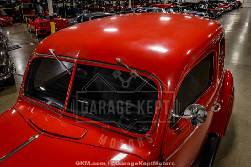 1939 Ford Deluxe